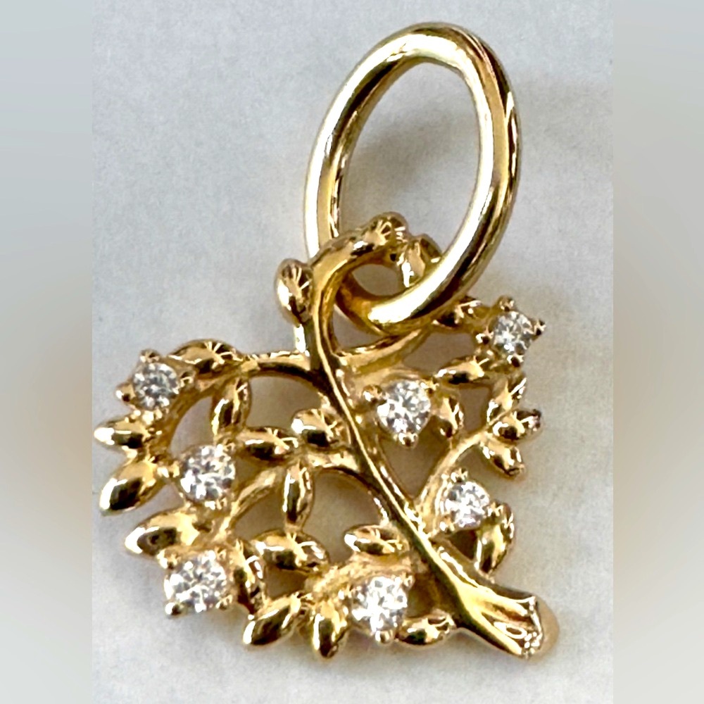 NEW❗️Pandora 14K Sparkling Heart & Family Tree Dangle Charm 752604C01 - Picture 3 of 6